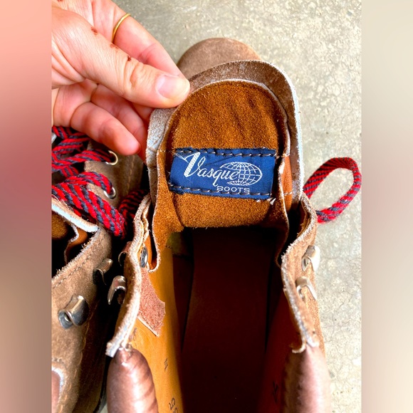 Vasque + Vibram Vintage Italian Leather Hiking Boots - Women’s size 6 - Picture 5 of 9